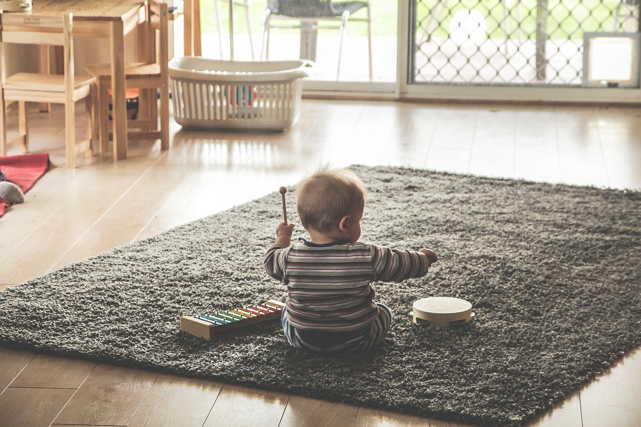 Little Cedars toddler room children playing